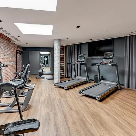 Chlebova Riverside & Gym By Downtown